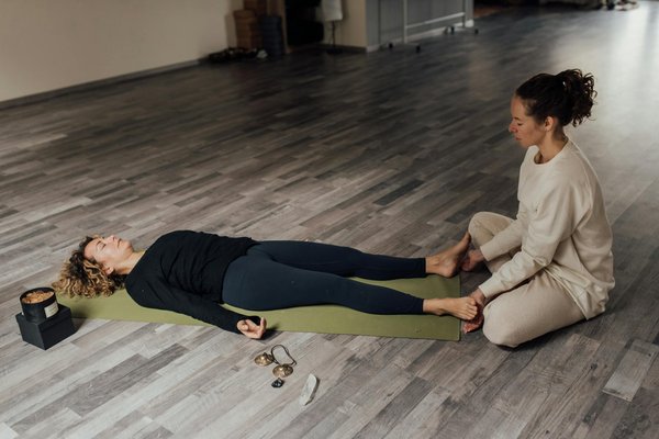 Comment intégrer des collations saines dans votre routine quotidienne pendant la grossesse ?