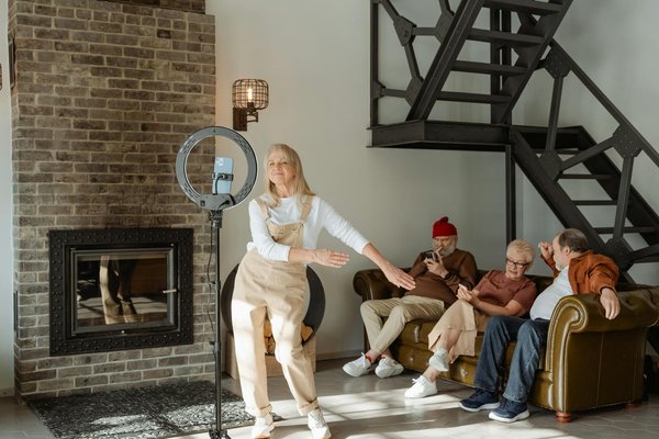 Comment la marche rapide peut-elle être transformée en un exercice de perte de poids efficace ?